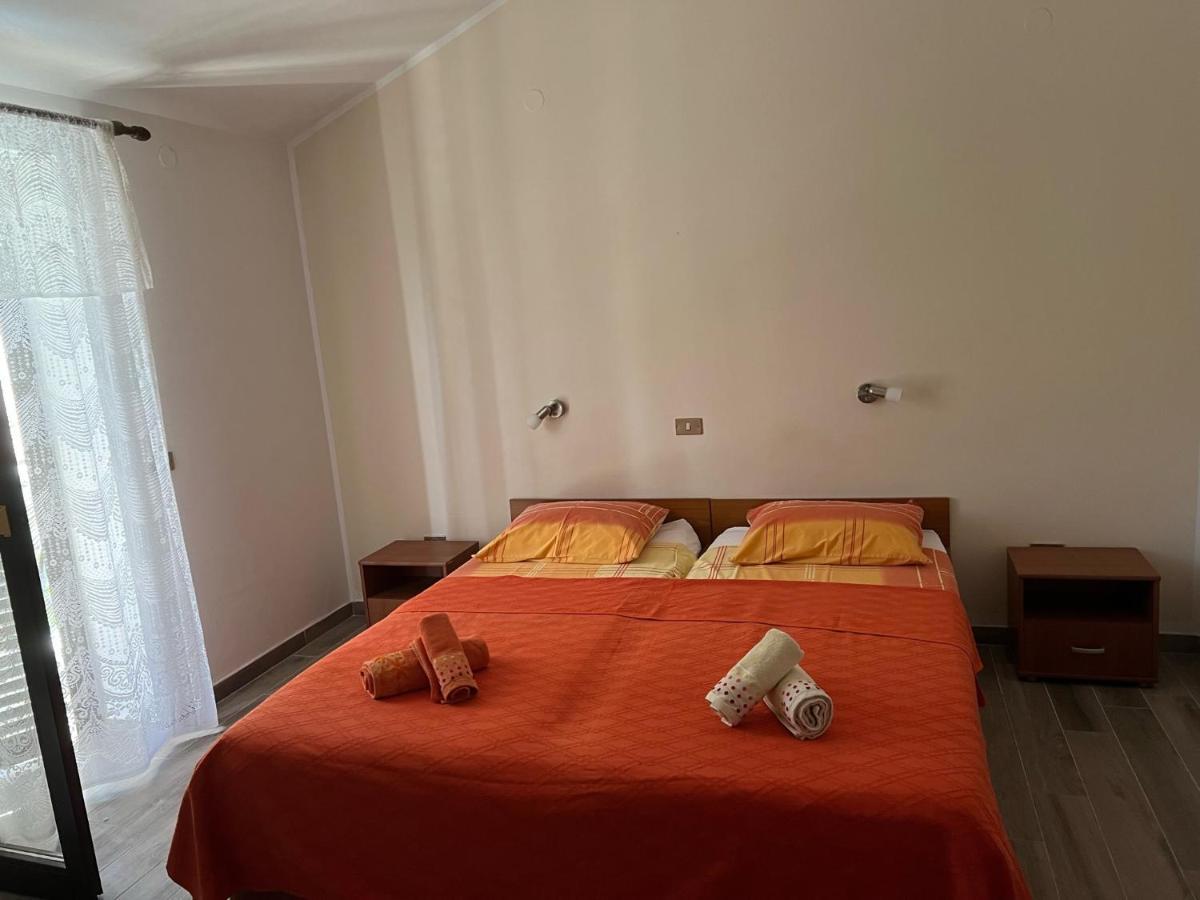 Draga Rooms นยีวีเซ ภายนอก รูปภาพ